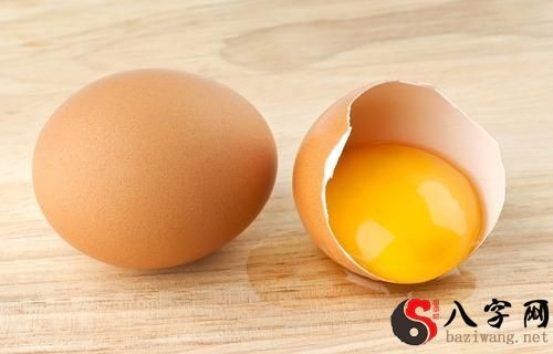 梦见自己吃鸡蛋